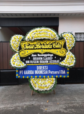 Papan Bunga Duka di Ngablak